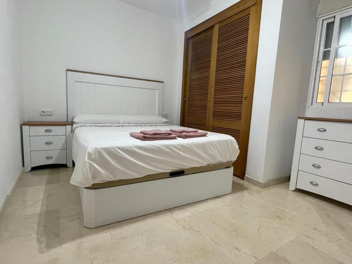 פואנגירולה Apartamento Playa San Rafael מראה חיצוני תמונה